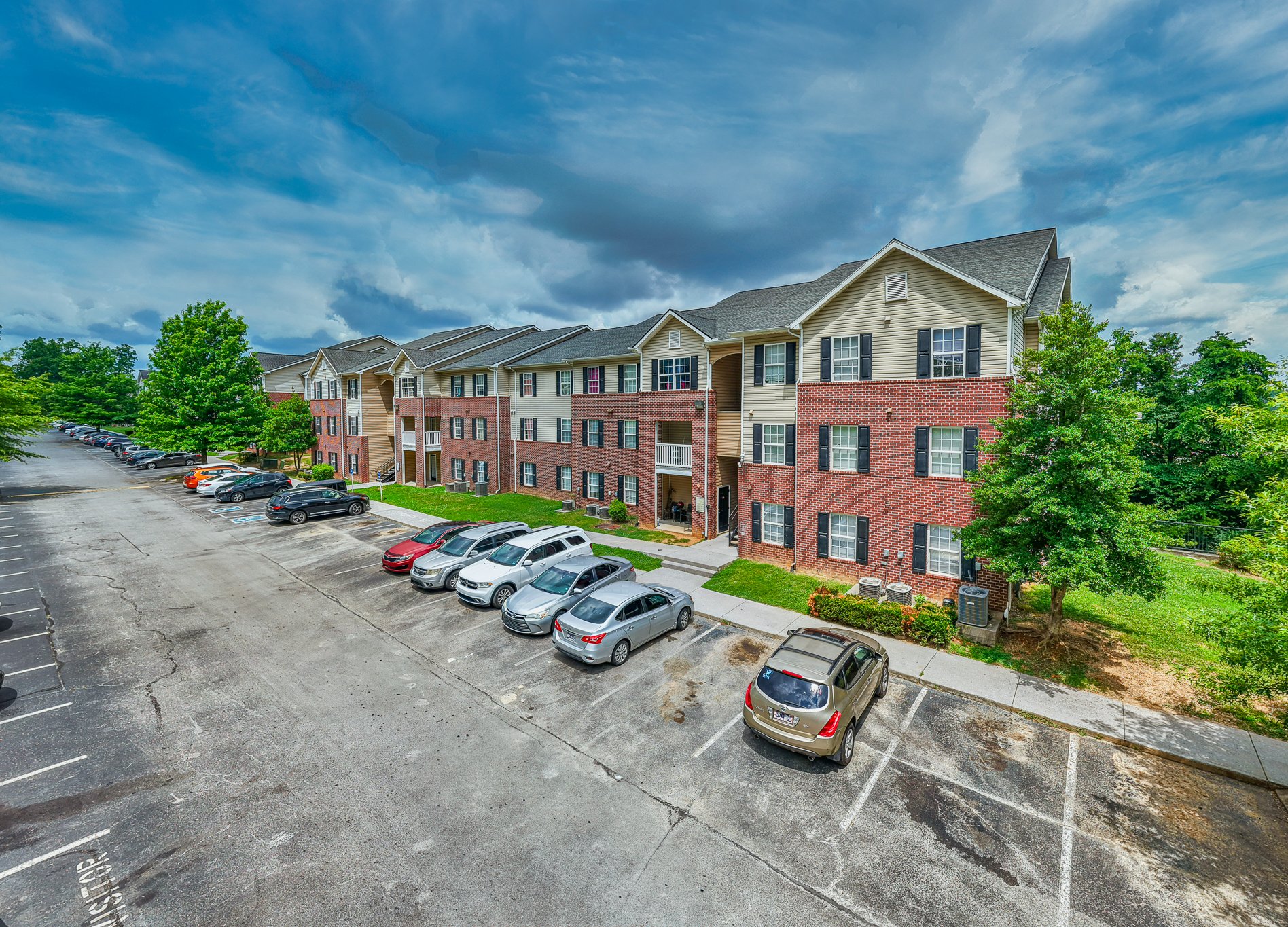 Cassell Ridge Apartments community exterior